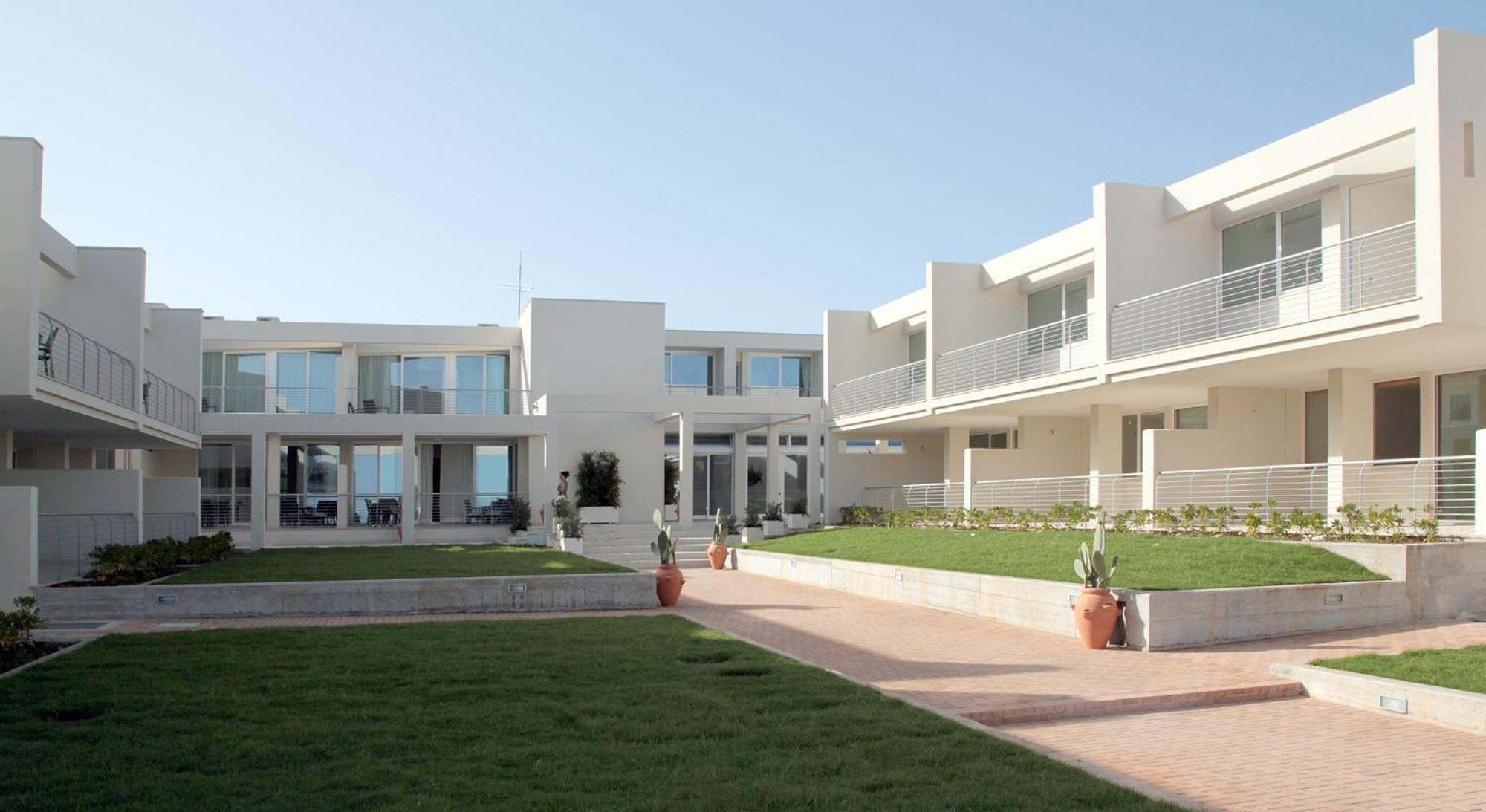 19 Summer Suites Санта Чезареа Терме Екстериор снимка
